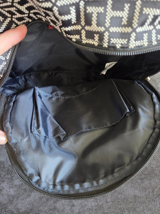 black tommy hilfiger mini backpack Women's Small (Black) this backpack is a versatile companion that complements any outfit. Tommy Hilfiger Black & White